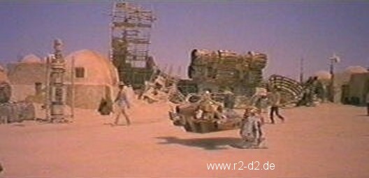 The white R2 at the Cantina