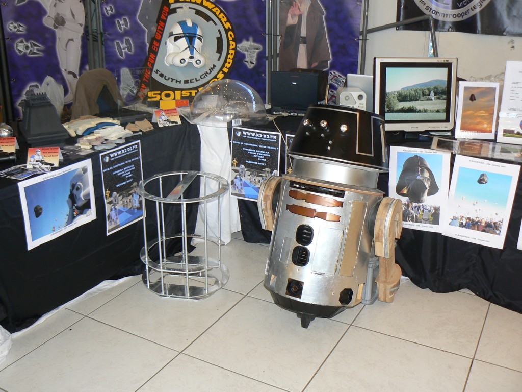 {short description of image}