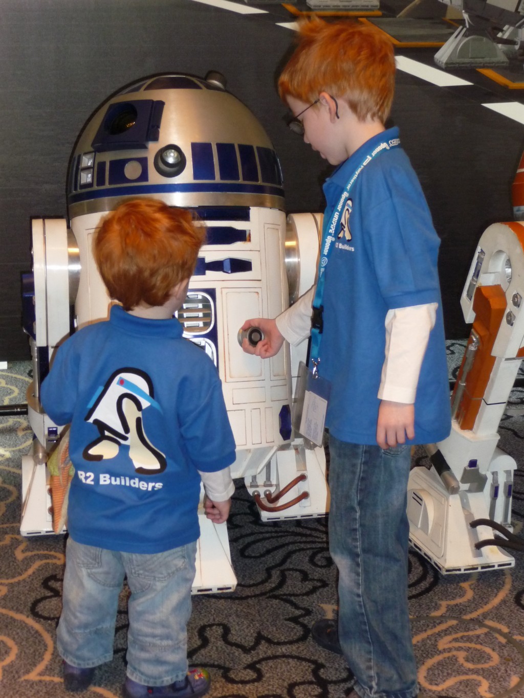 {short description of image}