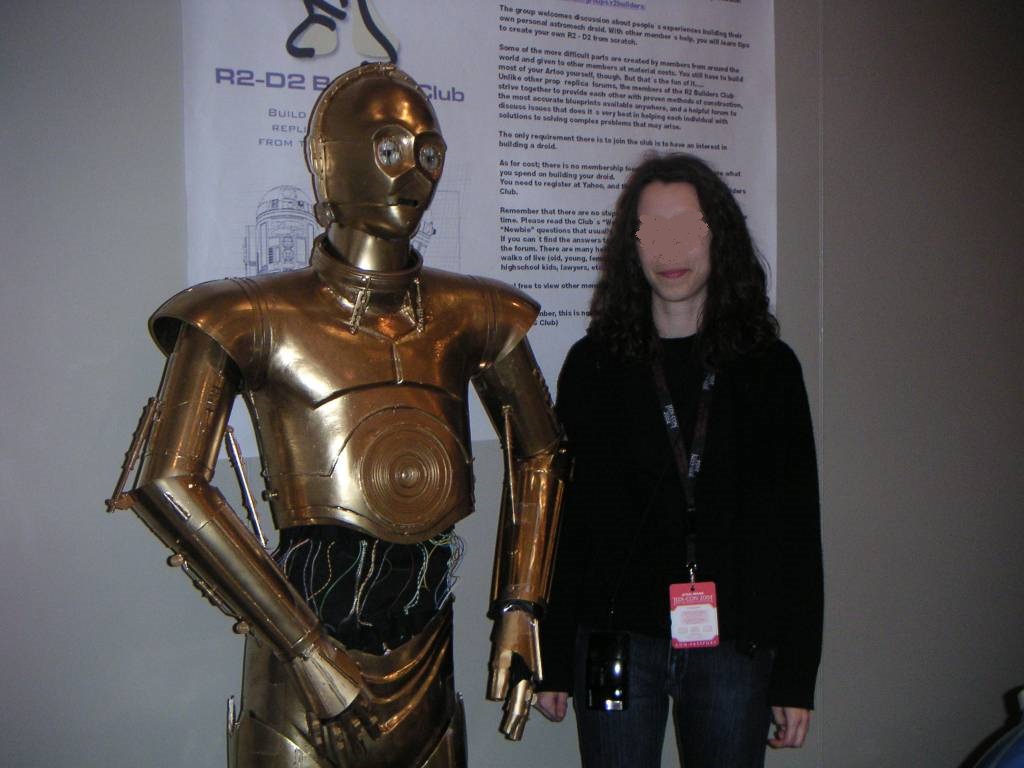 Our volunteer Nicole and "her" C-3Po suit